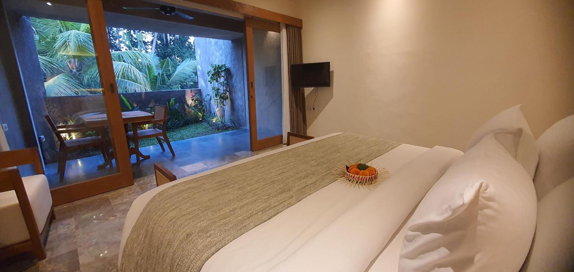 Purana Boutique 5*